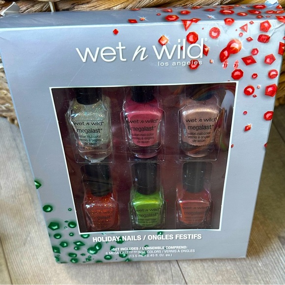 New Wet n Wild Holiday Nails Set - Multicolor Gift Box Set Set of 6 - Picture 1 of 8